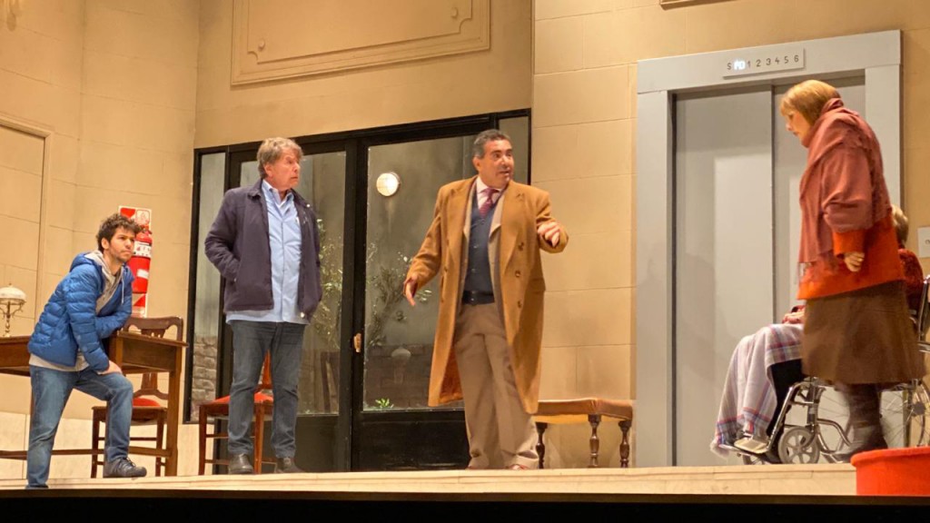 TERCERA TEMPORADA de ¿Qué hacemos con Walter? 