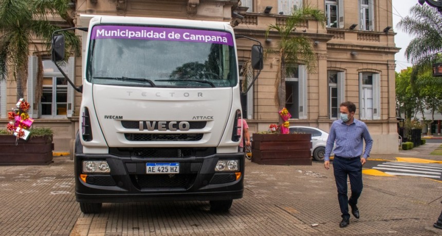 El Municipio sumó un camión volcador a su flota de vehículos