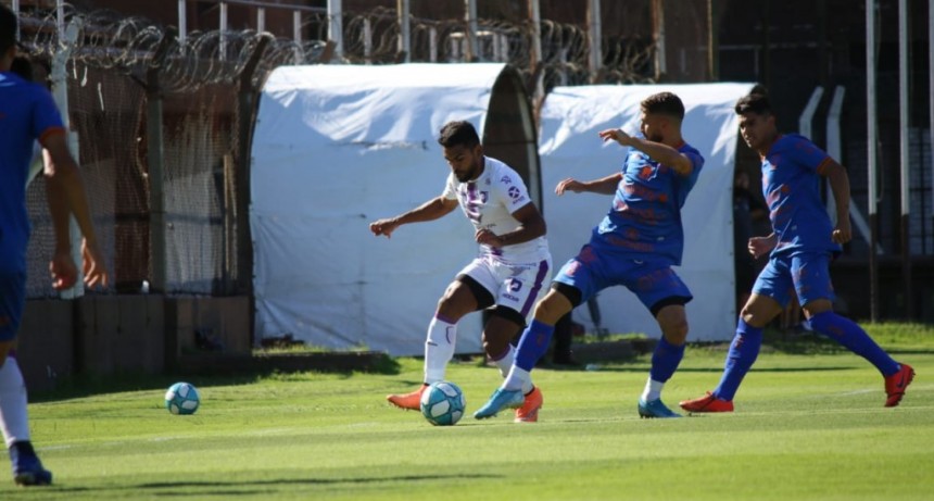 Villa Dálmine perdió con Deportivo Morón por 2 a 1 y quedo eliminado del Torneo