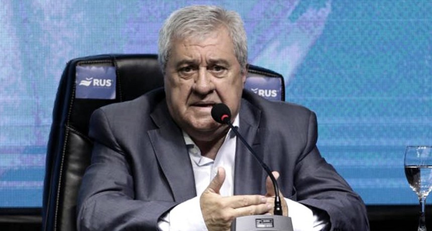 Ameal, entre Riquelme, el Consejo de Fútbol y el futuro del equipo