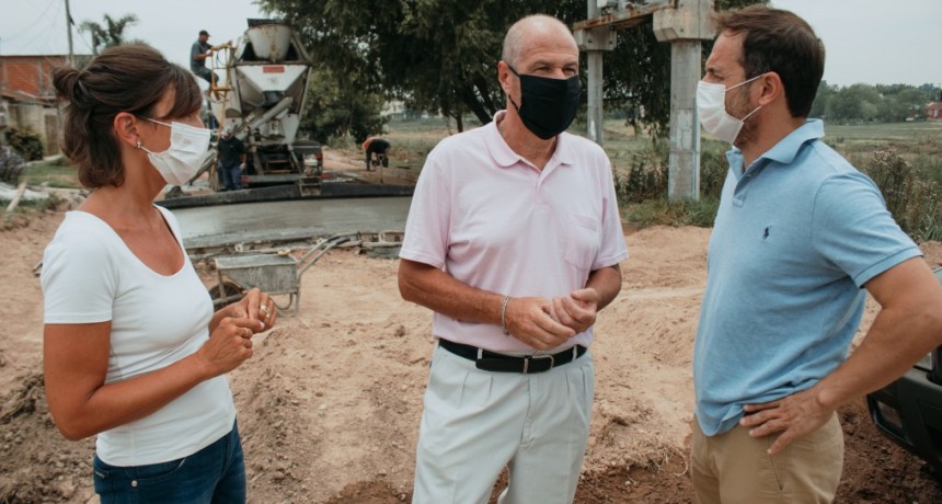 Se comenzó a colocar hormigón en el barrio Héroes de Malvinas  