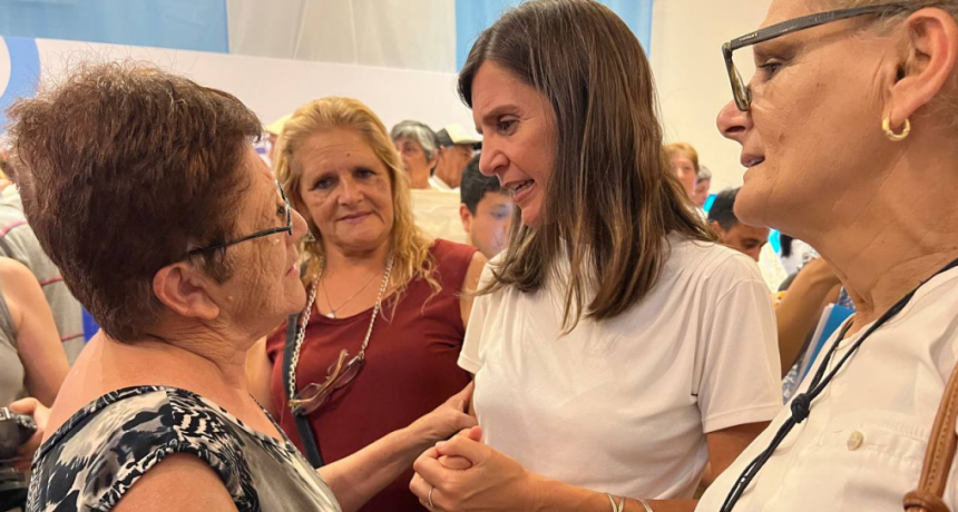 RAVERTA : COMO LOS DIPUTADOS DE LA OPOSICIÓN NO FUERON A TRABAJAR EN DICIEMBRE, AHORA LA GENTE NO PUEDE JUBILARSE