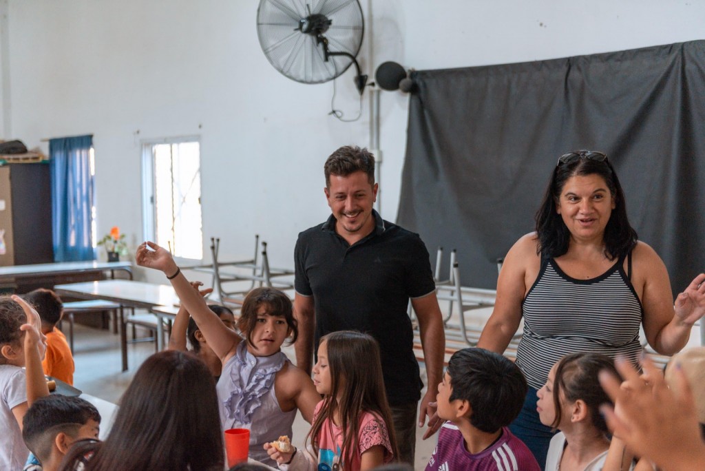 Más de 700 estudiantes de las Escuelas Abiertas de Verano acceden al Servicio Alimentario Provincial