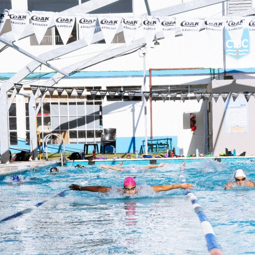 Agostina Hein ya entrena en el Campana Boat Club