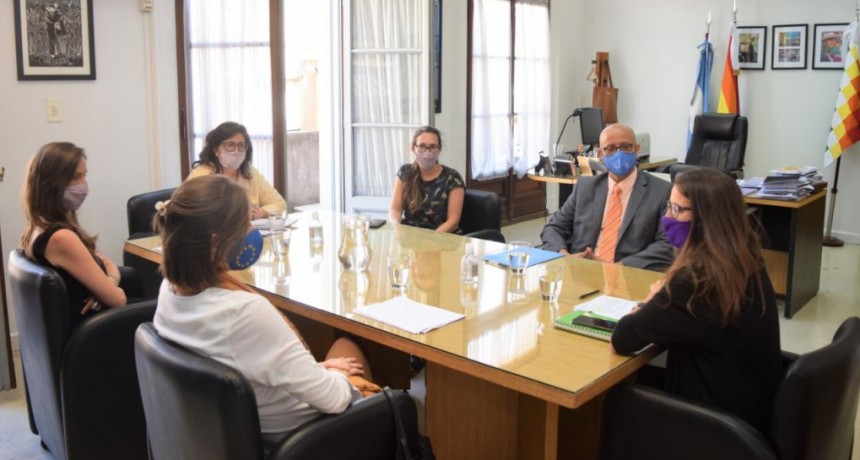 Gómez Alcorta se reunió con la embajadora de la Unión Europea y el coordinador residente de la ONU en Argentina