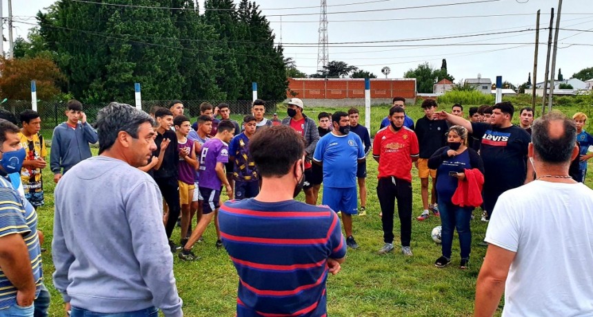 Alejo Sarna pidió apoyo para los clubes de barrio