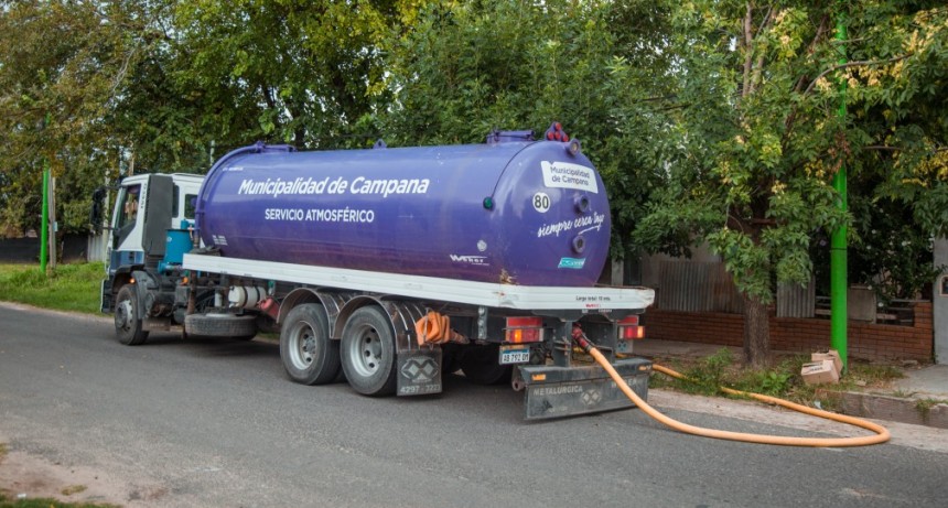 El camión atmosférico del Municipio continúa ofreciendo su servicio gratuito