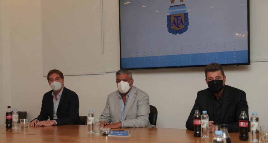 Reunión por el retorno del público a los Estadios