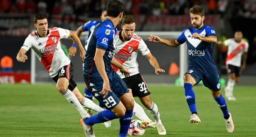 River Plate empató sin goles con Vélez Sarsfield