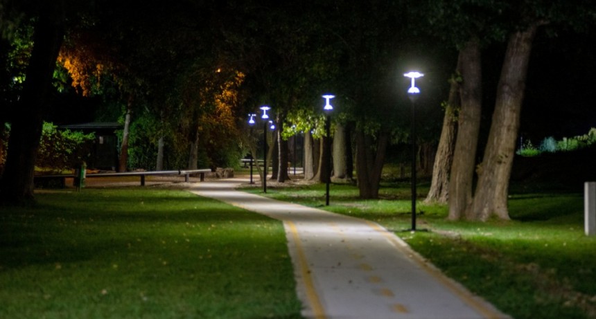 Se completó la iluminación de la bicisenda que une el Campito de Siderca y la Costanera 