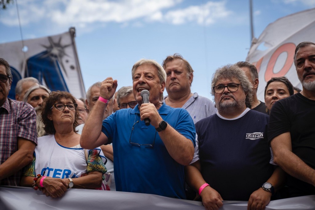 Furlán denuncia operación mediática: “Seguiremos defendiendo a los trabajadores, no nos van a amedrentar”