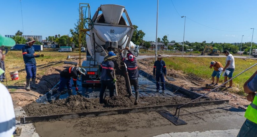 El Municipio junto a Tenaris empezaron la reconstrucción del “rulo” de Ruta 6 a la Ruta 9