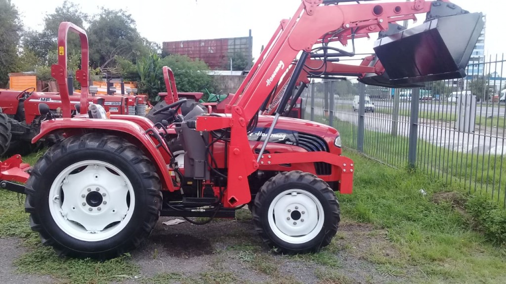 DONACION DE UN TRACTOR Y ELEMENTOS DE LABRANZA PARA LA ESCUELA DE ENSEÑANZA AGRARIA No. 1, ISLA TALAVERA 