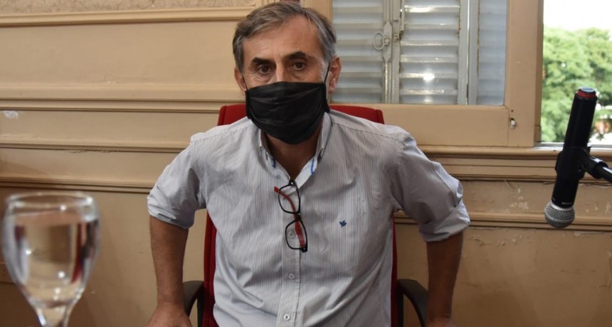 GOMEZ : Mientras jóvenes militantes se vacunaban, el Covid-19 seguía afectando a los adultos mayores