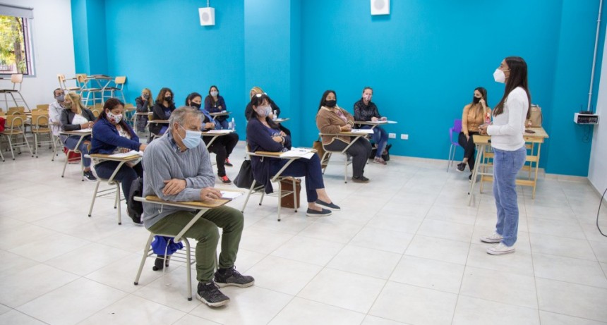 Comenzó la capacitación para cuidadores domiciliarios