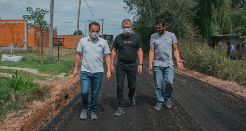 El Municipio colocó asfalto recuperado en calles de Los Nogales