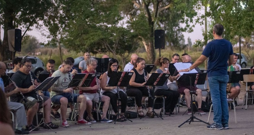 La Banda Municipal pasó por Ariel del Plata 