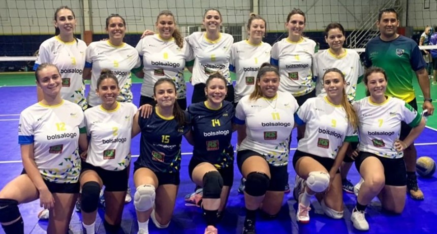 La Primera Damas del Club Ciudad de Campana realizó su primera presentación como local