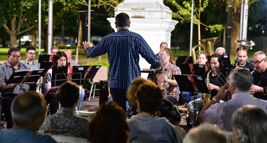 La Banda Municipal se presentará esta tarde en la plaza Eduardo Costa 