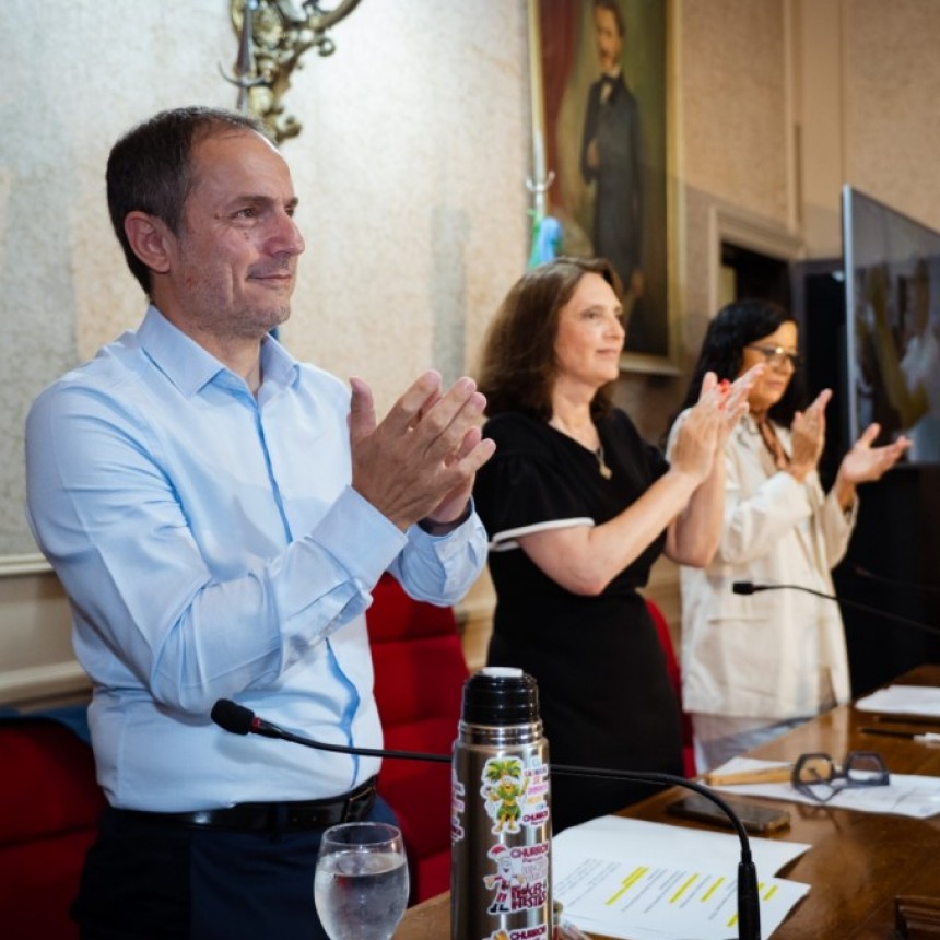 Abella inauguró las sesiones ordinarias del HCD y confirmó importantes obras para el crecimiento de la ciudad