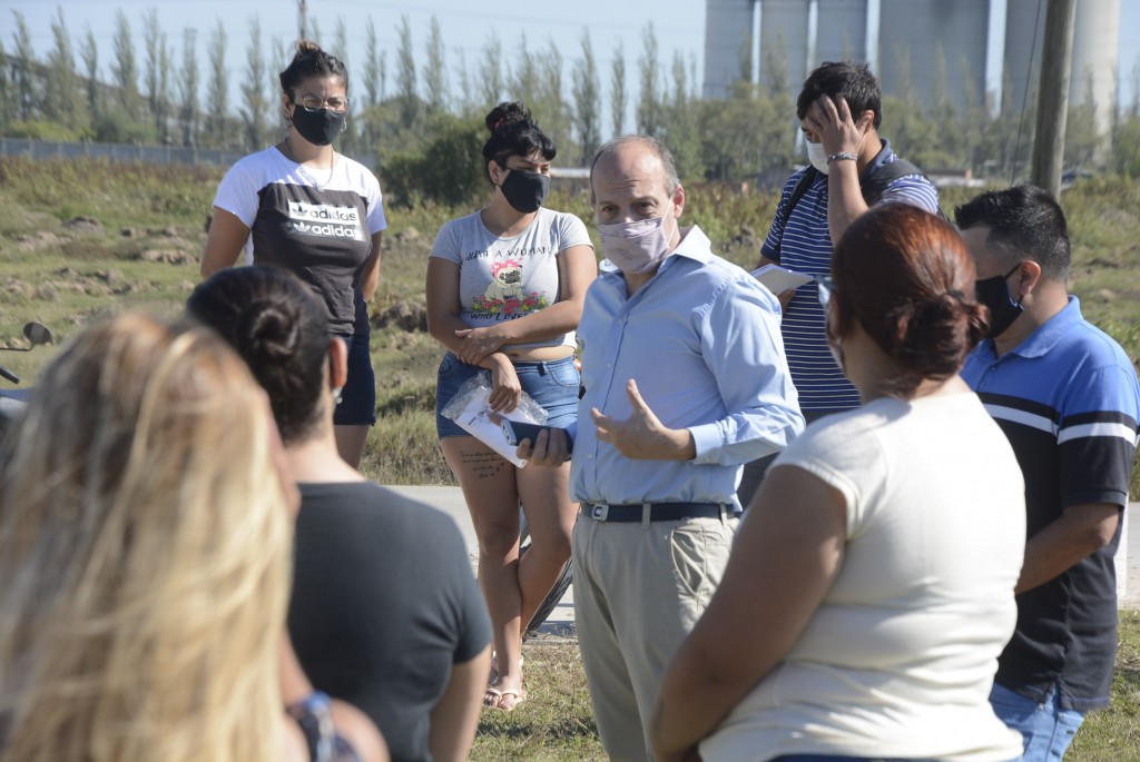 Exitosa jornada de la inscripción a los cursos de empleo en San Cayetano