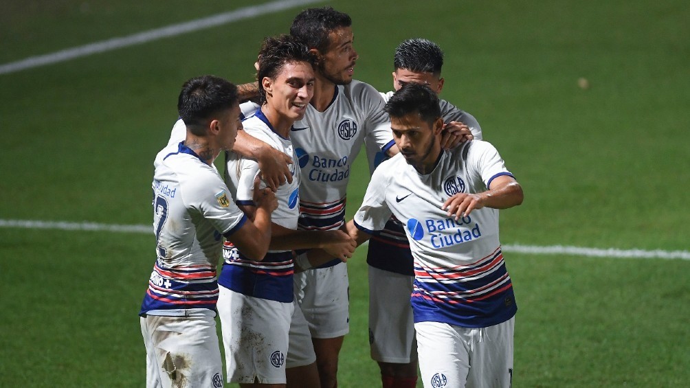 Gattoni dio positivo de Covid-19 en la previa del debut por Copa Sudamericana
