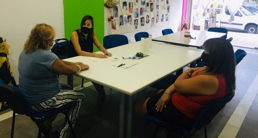 Estrellas Amarillas :  fueron incorporadas  como símbolo de tránsito obligatorio