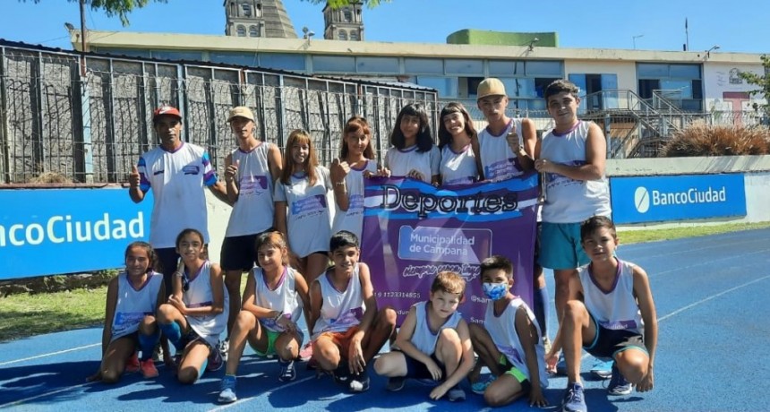 La Escuela Municipal de Atletismo visitó el Parque Chacabuco   