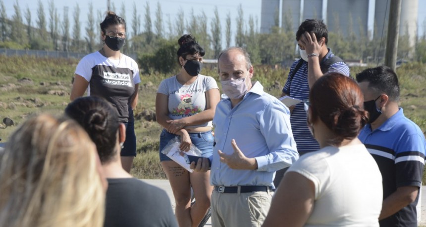 Exitosa jornada de la inscripción a los cursos de empleo en San Cayetano