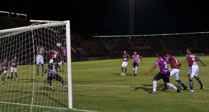 Julio Navarro en “Fútbol Con Estilo”