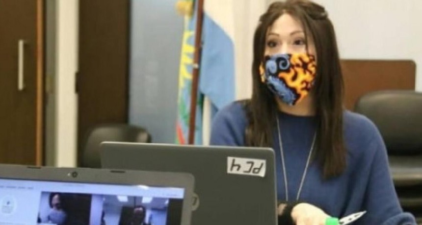 SOLEDAD ALONSO :  Si el intendente no hace los controles necesarios, Campana volverá a Fase 2