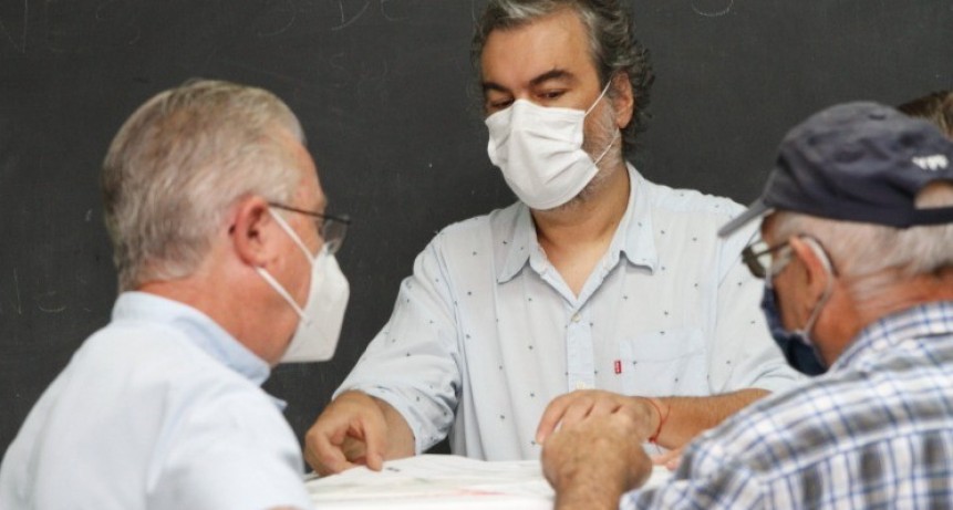 Hoy llegan más dosis a dos vacunatorios de la Ciudad