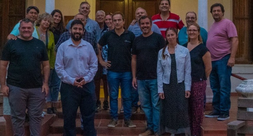 El intendente Abella se reunió con la nueva Comisión Directiva del Club Ciudad de Campana