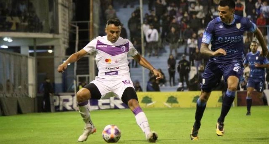 Llama encendió la victoria de Atlético de Rafaela