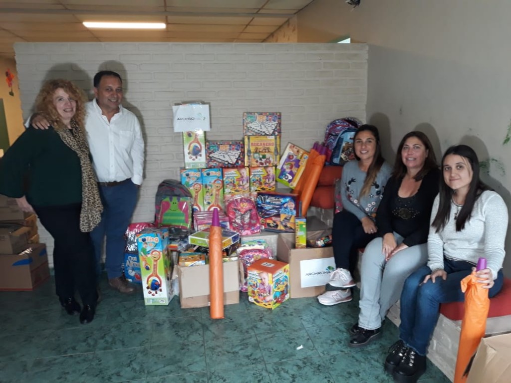 El Hogar del Niño recibió donaciones de la empresa Archroma