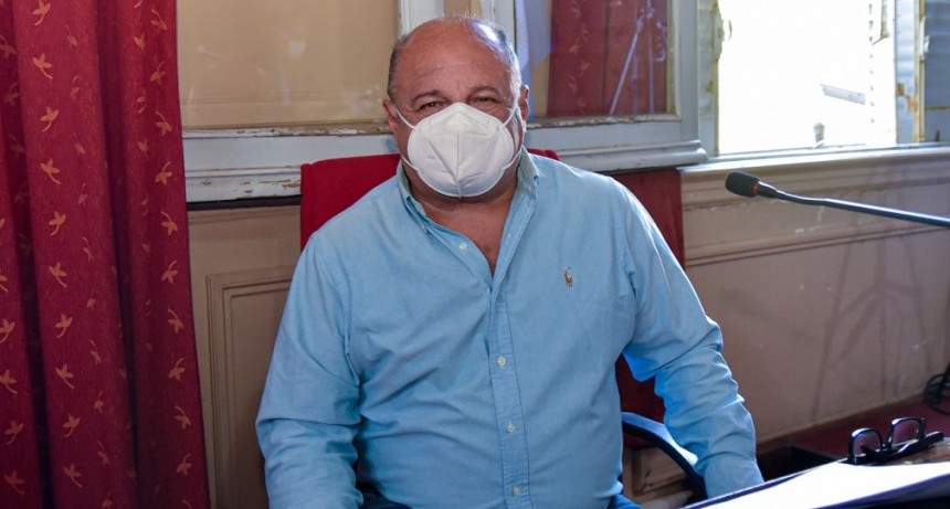 CARLOS CAZADOR :  Los héroes merecen ser recordados