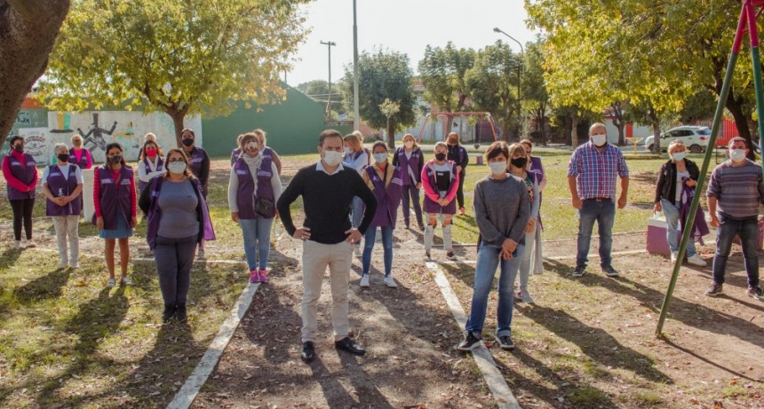 Promotoras barriales  recorrieron Dallera, 9 de Julio y Romano para concientizar a los vecinos sobre el Covid-19
