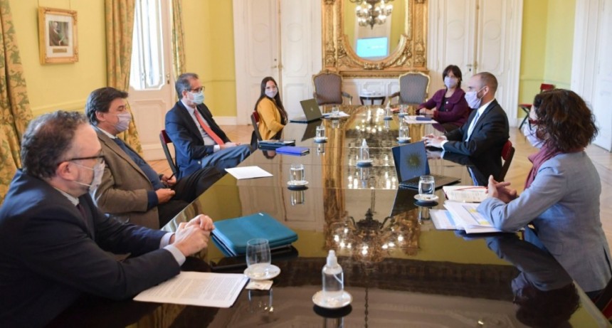  LOS SECTORES CRÍTICOS SERÁN EXIMIDOS DE LAS CONTRIBUCIONES PATRONALES