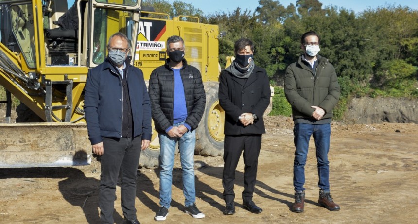 INFRAESTRUCTURA  Kicillof recorrió las obras del corredor que conectará Hurlingham y Tres de Febrero 