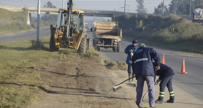 EL MUNICIPIO REFUERZA EL CUIDADO DE LOS ESPACIOS PÚBLICOS