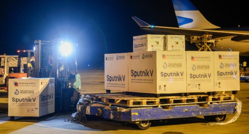 Arribo récord de vacunas: El lunes próximo llegarán 2.148.600 de AstraZeneca contra el Covid-19 y Argentina superará los 17.5 millones de dosis