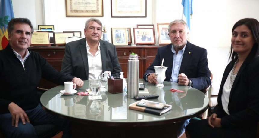 ALCOHOL CERO: EN BÚSQUEDA DEL CONSENSO, EL MINISTRO D’ONOFRIO SE REUNIÓ CON LOS BLOQUES DEL OFICIALISMO Y LA OPOSICIÓN
