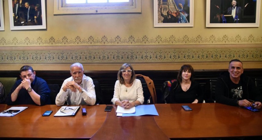 Soledad Alonso acompañó la presentación del Proyecto de Ley para el Registro de Empleados de aplicaciones