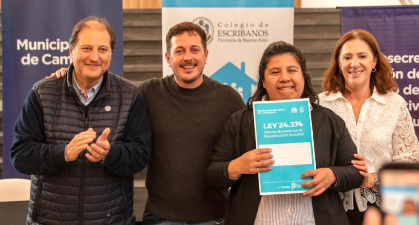 La Provincia entreg&oacute; escrituras a m&aacute;s de 60 familias campanenses garantizando el derecho a la vivienda