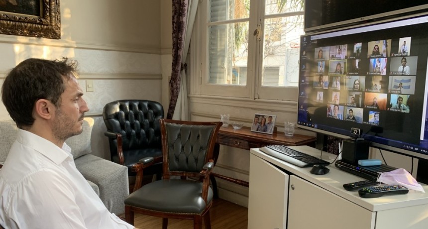 Abella acompañó la promesa a la bandera de los alumnos del Colegio del Norte