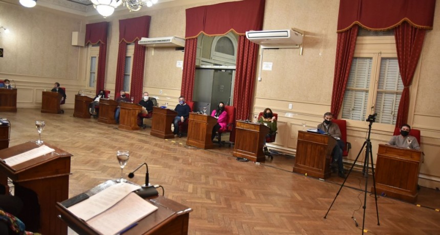   Los concejales de Juntos por el Cambio resaltaron el buen manejo de las finanzas municipales que realiza el intendente Abella