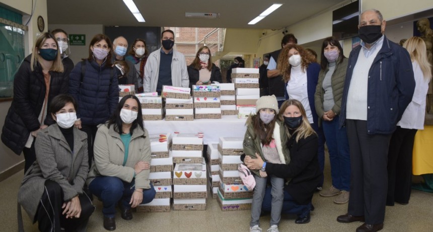 La comunidad educativa del colegio Aníbal Di Francia donó 300 desayunos para el personal de salud