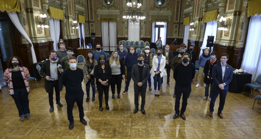 Kicillof saludó a las y los trabajadores de prensa en el Día del Periodista 