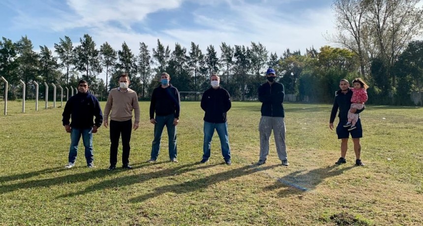 Tras las tareas de mantenimiento integral, el intendente visitó el barrio Albizola
