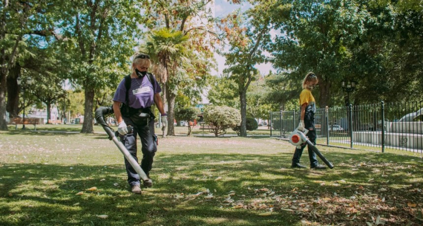 El Intendente confirmó que los empleados municipales cobrarán el medio aguinaldo el viernes 18